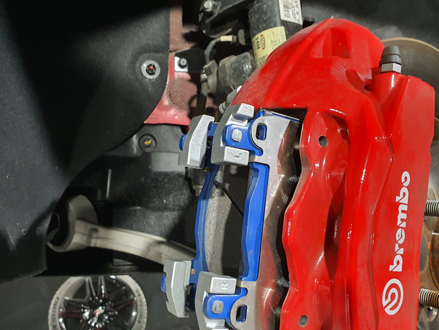 STINGER FRONT PAD REPLACEMENT d1